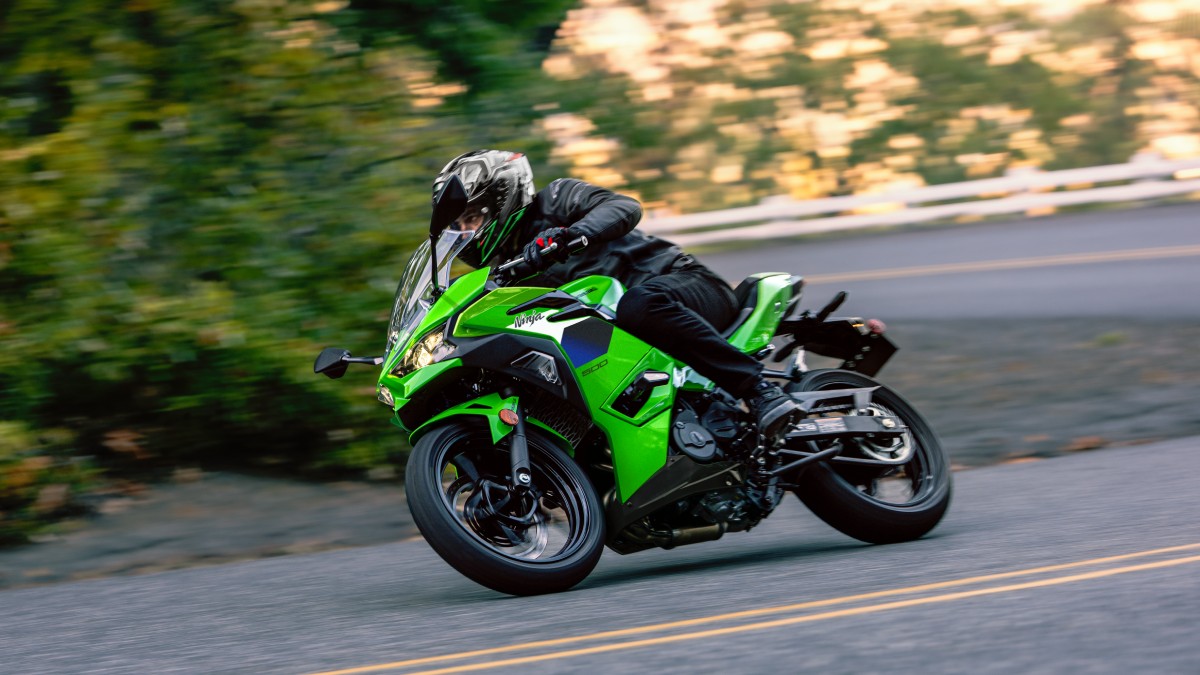 2027 Kawasaki Ninja 500 Launched At Rs 5.76 Lakh, But It’s Almost Unchanged